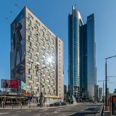 Apartment Jana Pawla II Next To The Metro By Noclegi Renters Warsaw Exterior photo