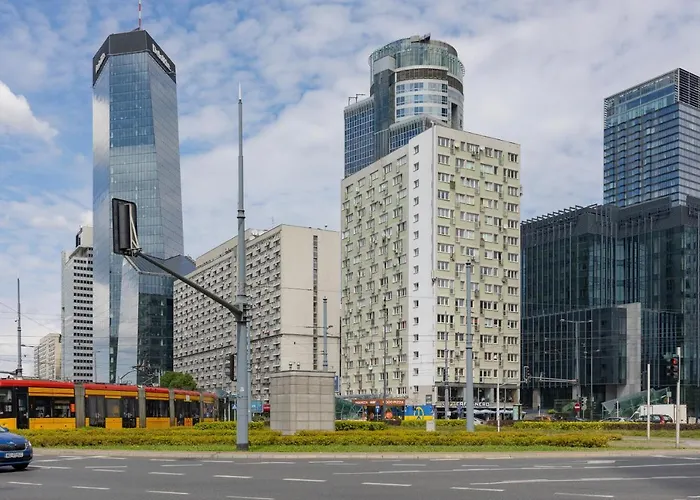 Apartment Jana Pawla II Next To The Metro By Noclegi Renters